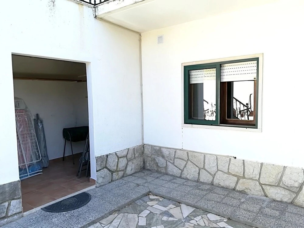 House With 2 Bedrooms in Sesimbra, With Wonderful Mountain View, Enclo