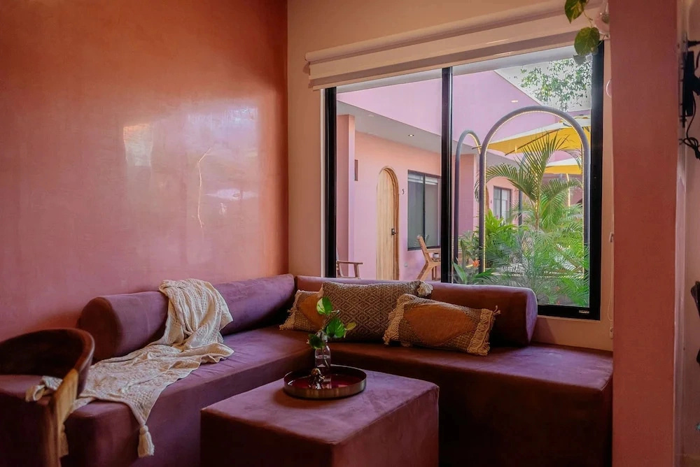Hotel Amavi