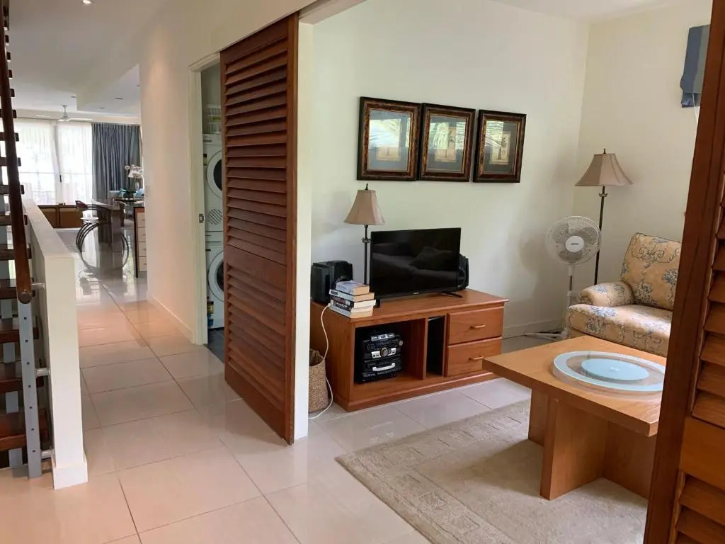 Beach House Apartment 1