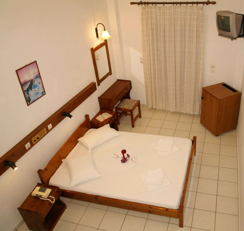 Levante Beach Hotel
