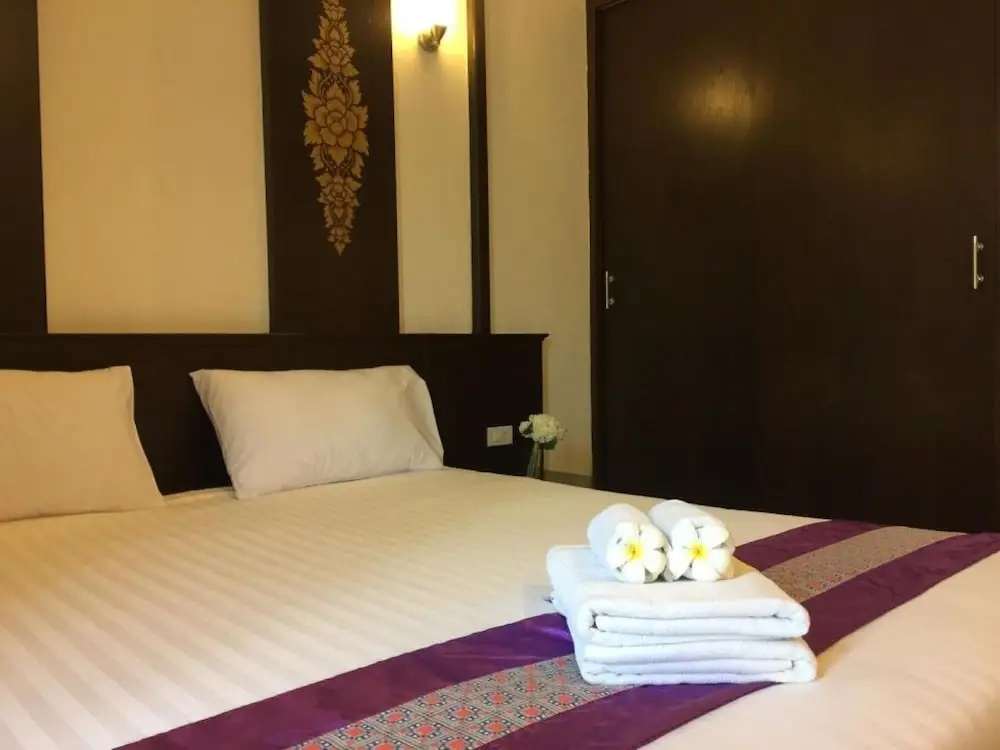 Amonruk  Hotel 2