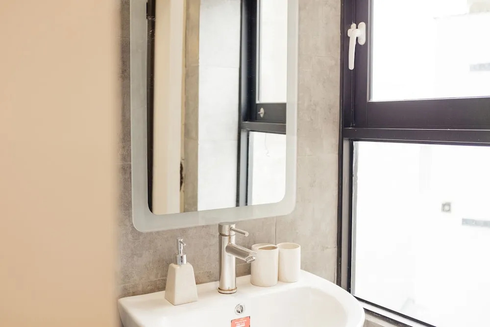 Parfait Studio private Balcony CBD
