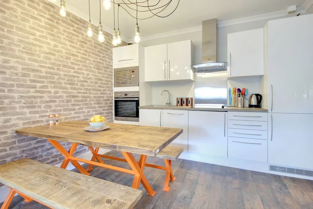 Urban Chic Central Brighton Apartment