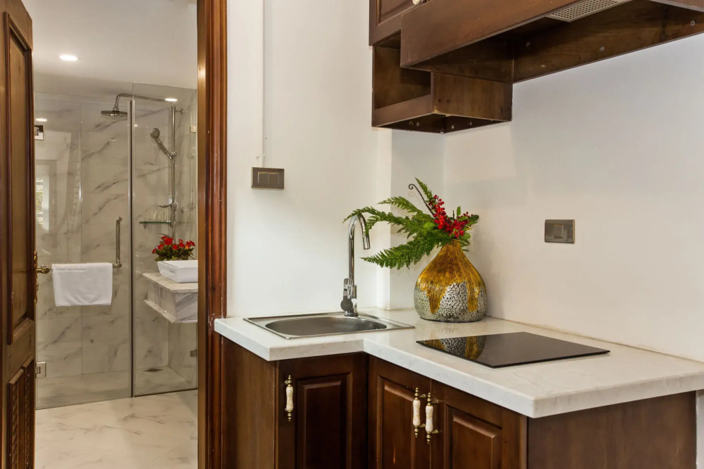 Hanoi Maro Hotel