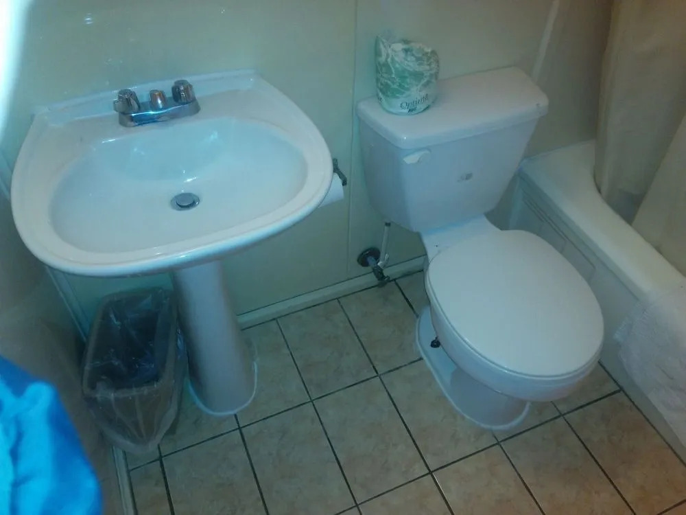 Budget Host Motel Gainesville