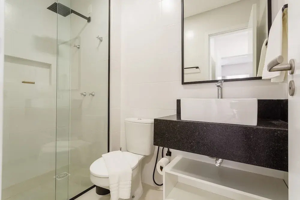 Apartment in the Center With Pool Rri103