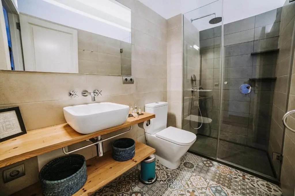 Petit Hotel 5 Fars