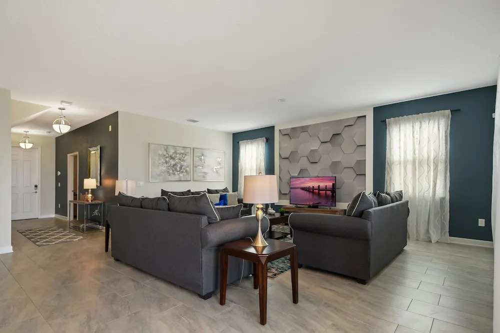 2969 Storey Lake Resort Single Family  46665/46939