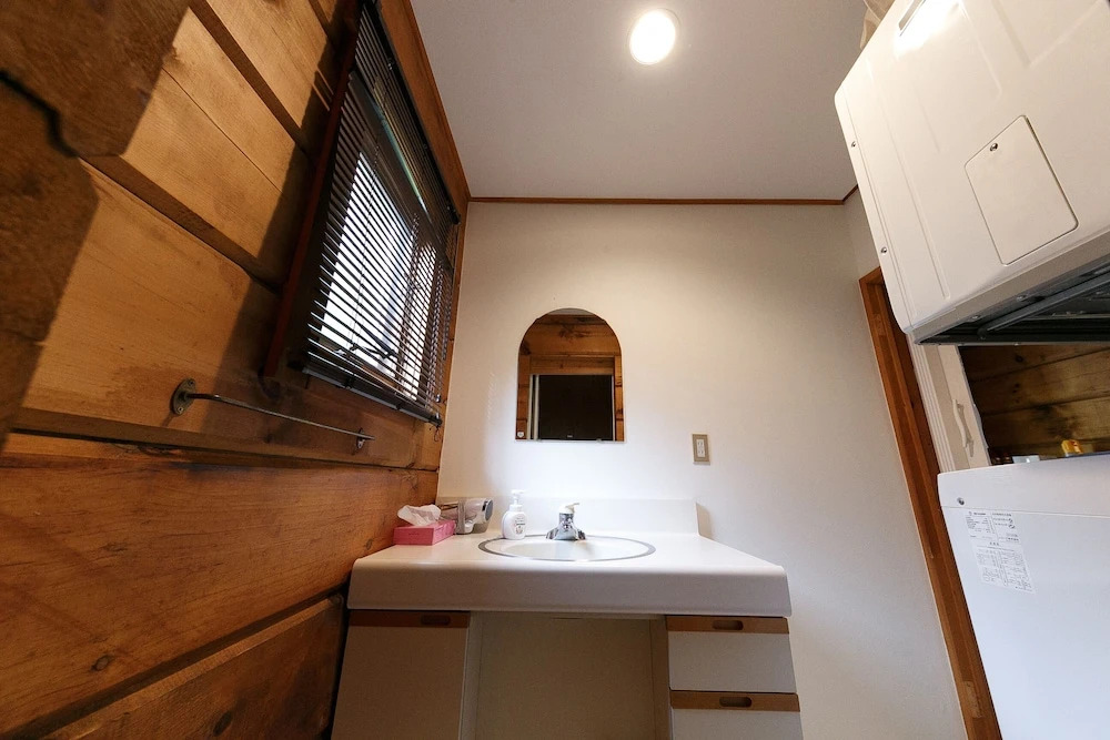 Loghouse Seseragi