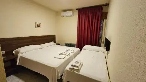 Hostal Restaurante el cruce