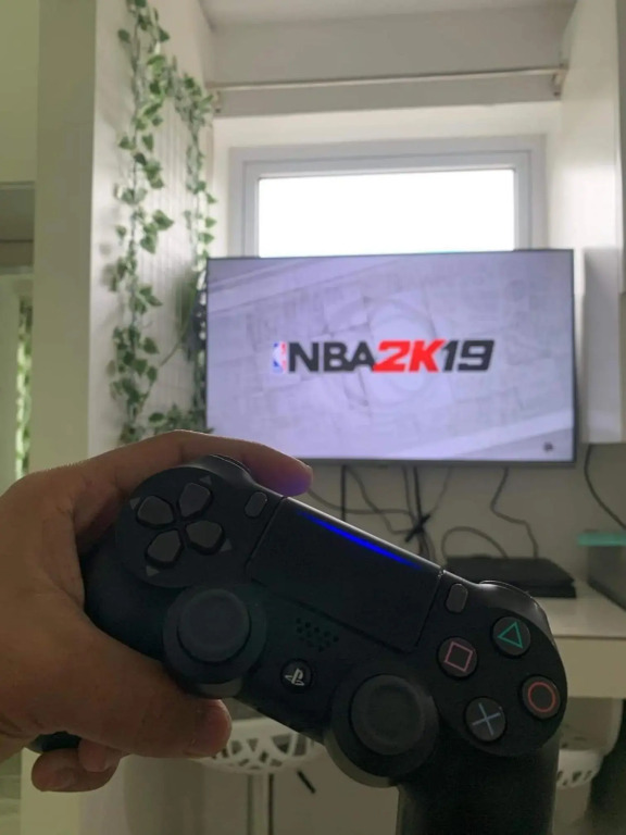 PS4+NETFLIX+TV PLUS Tagaytay Tropical Staycation at SMDC