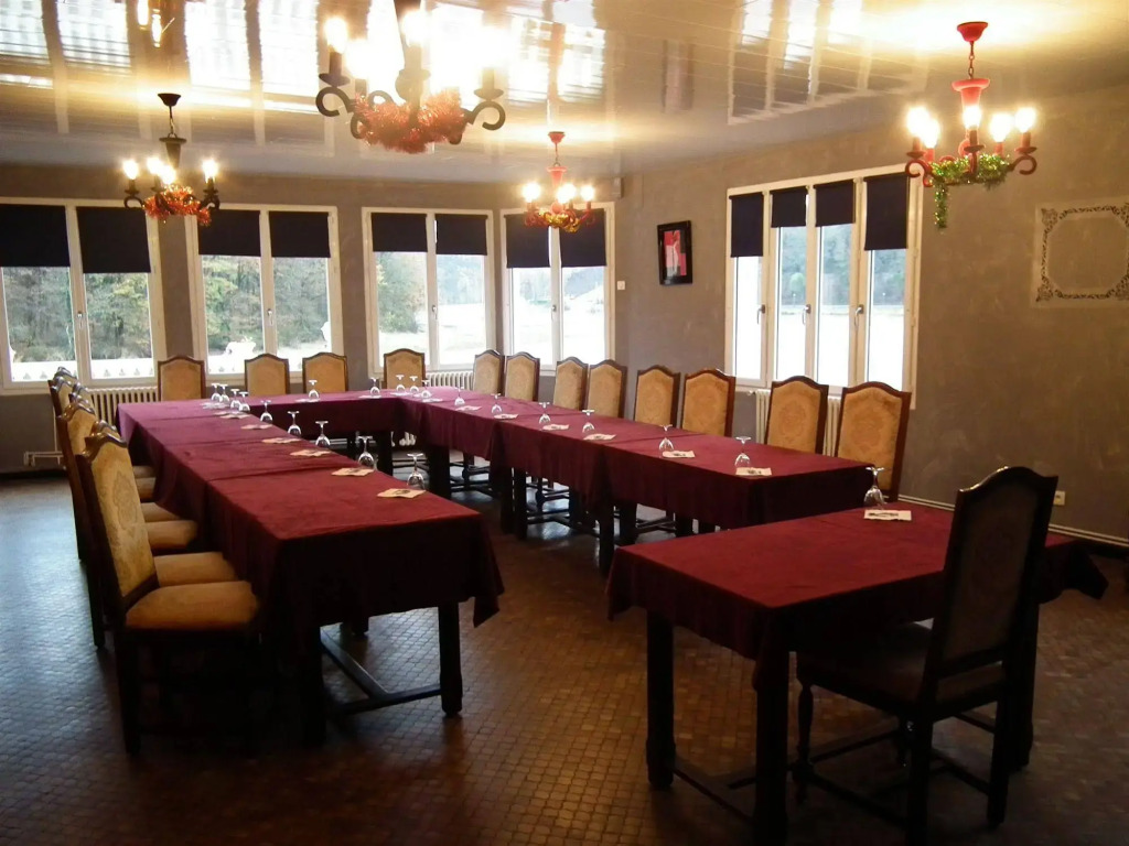 Contact Hotel Le Moulin Neuf Chantonnay