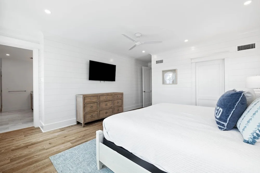 Summer Villa 274 Pompano Street 7 Bedroom Home by RedAwning