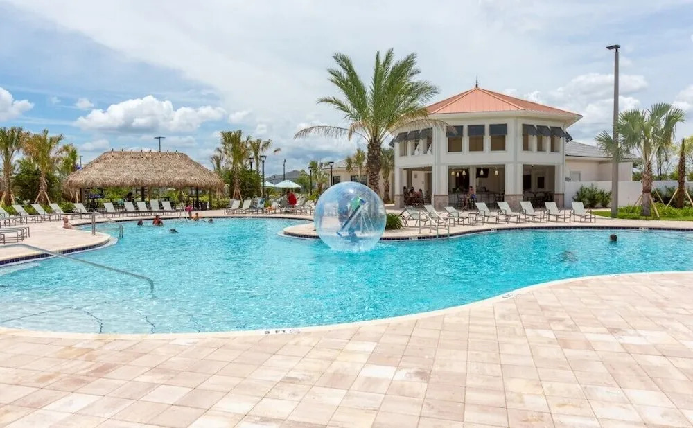 Luxury Disney 5 Bedroom Townhouse