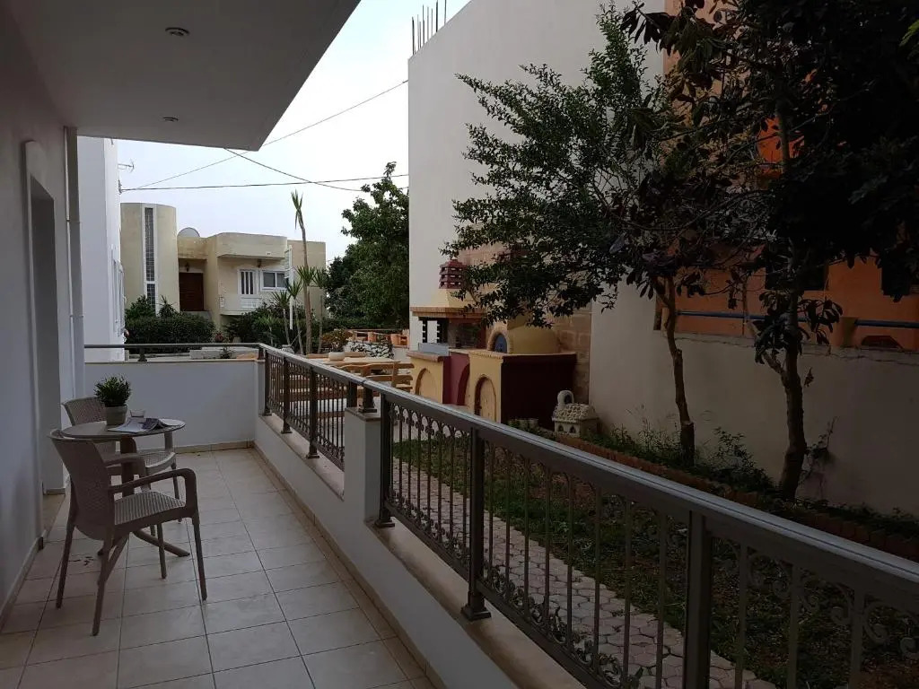 Vakakis-ME Apartments