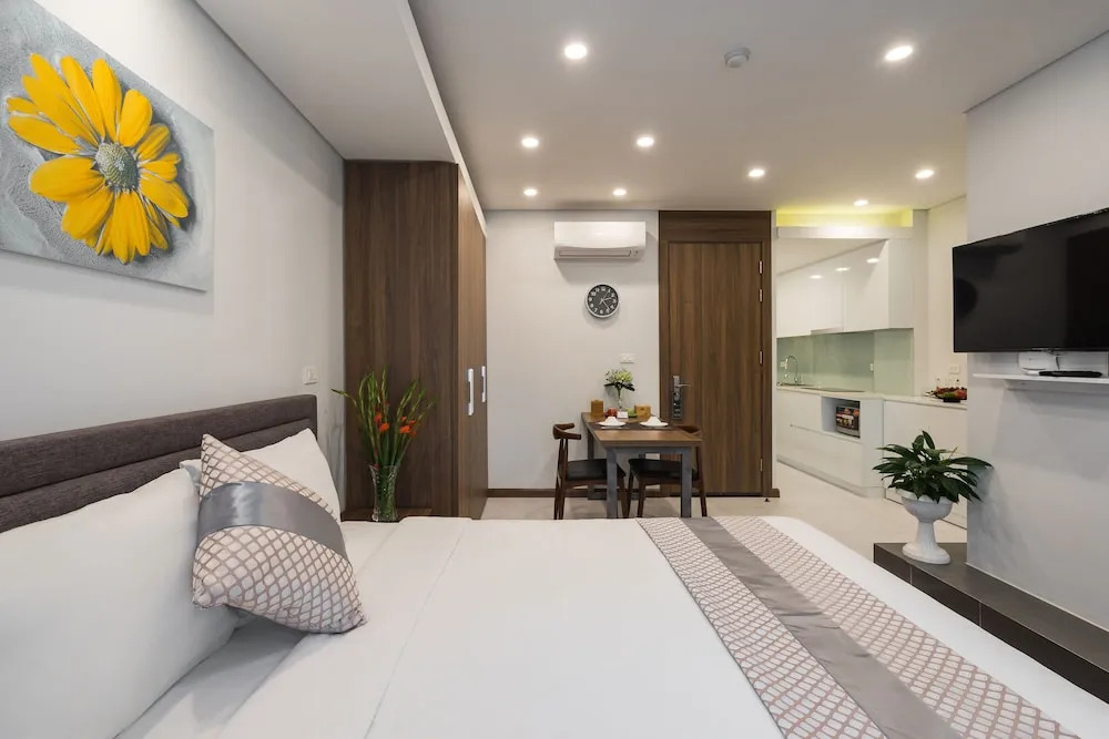 Narcissus Hotel & Apartment
