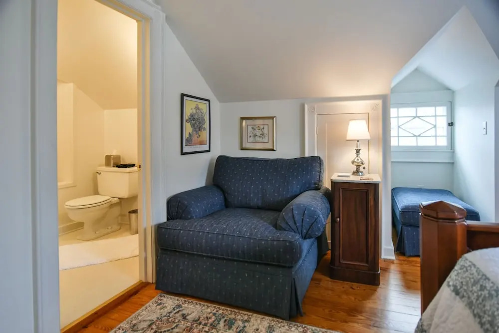 Love Lane Bed & Breakfast
