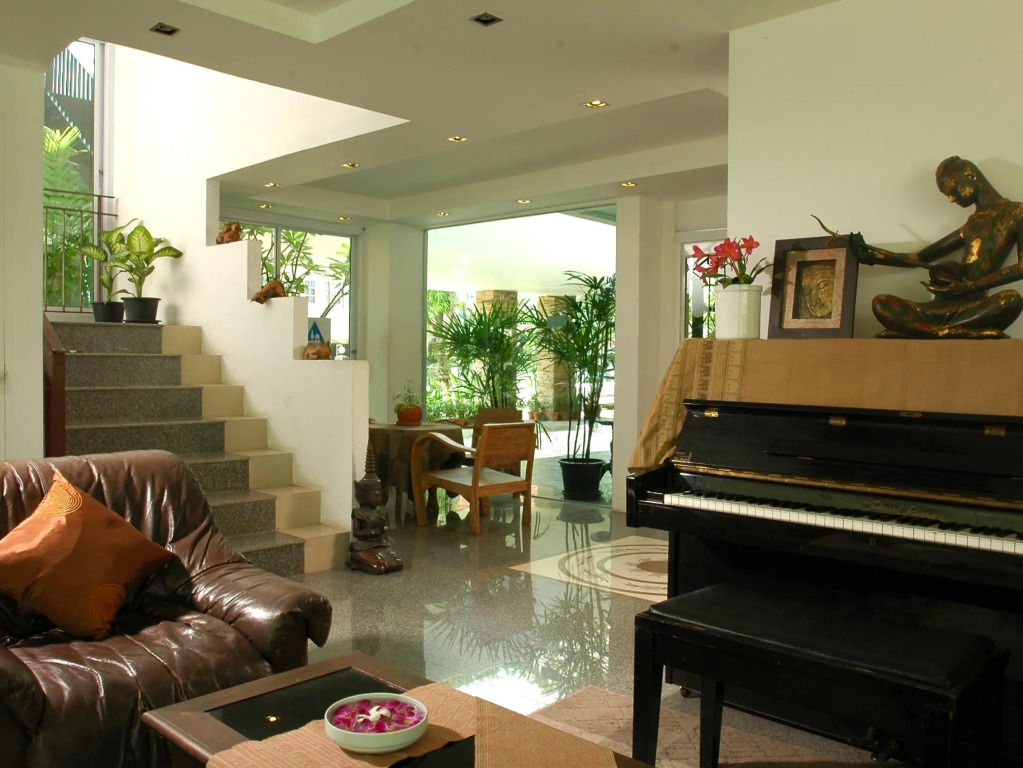 Bansabai Hostelling International