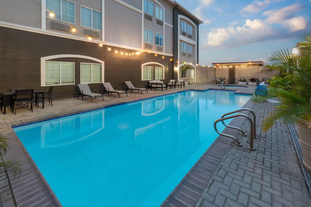 La Quinta by Wyndham Laredo Airport