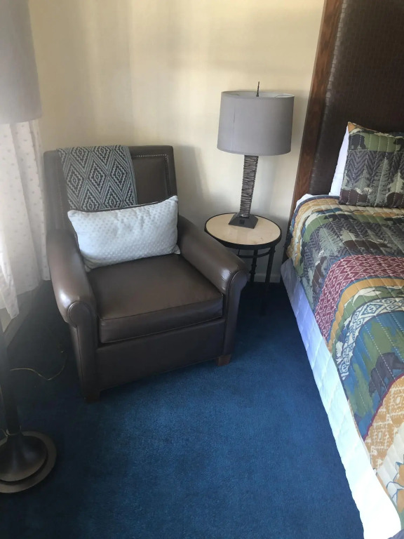 Swiss Chalet Inn