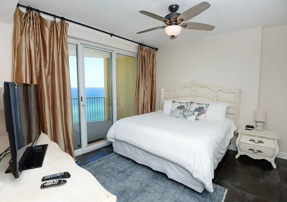 Emerald Isle 1609 2 Bedroom Condo