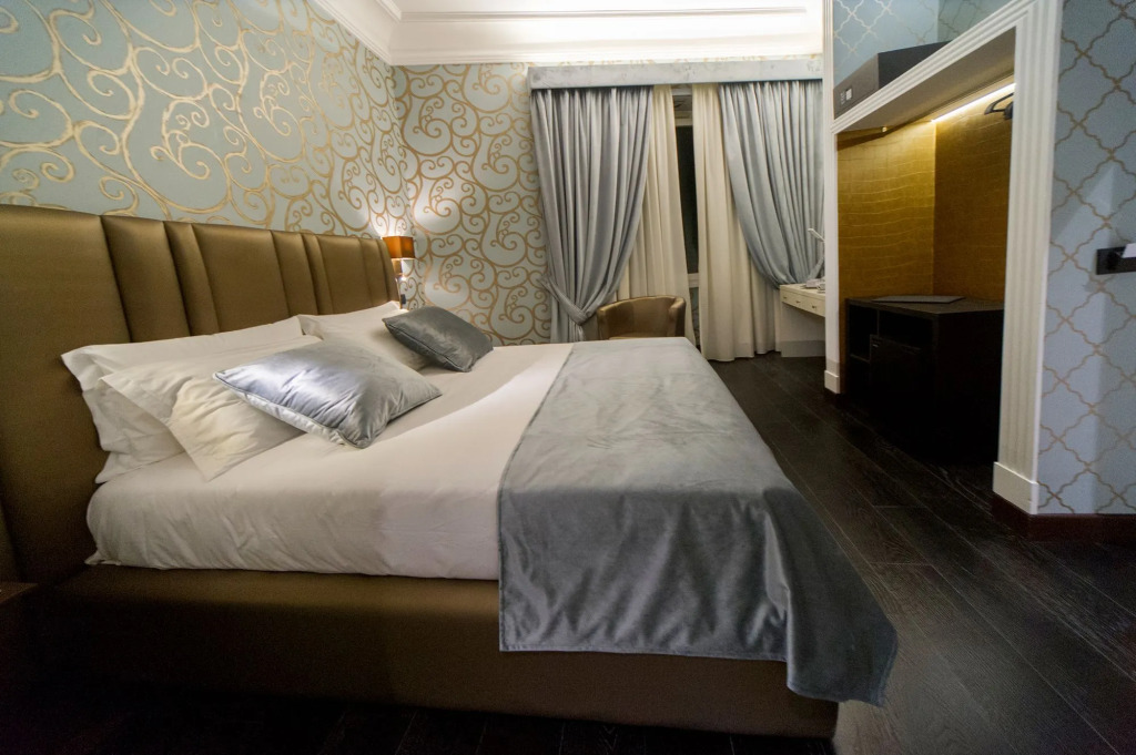 Via Veneto Suites
