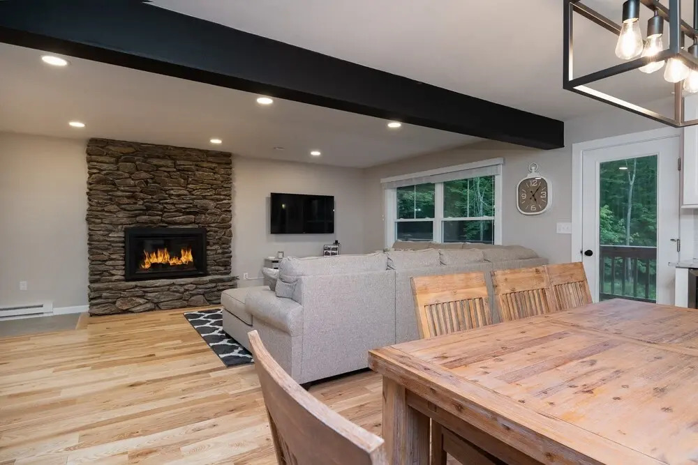 Renovated! Double Dipper: Upper And Lower Level Of Duplex Ski Home At Killington 7 Bedroom Home