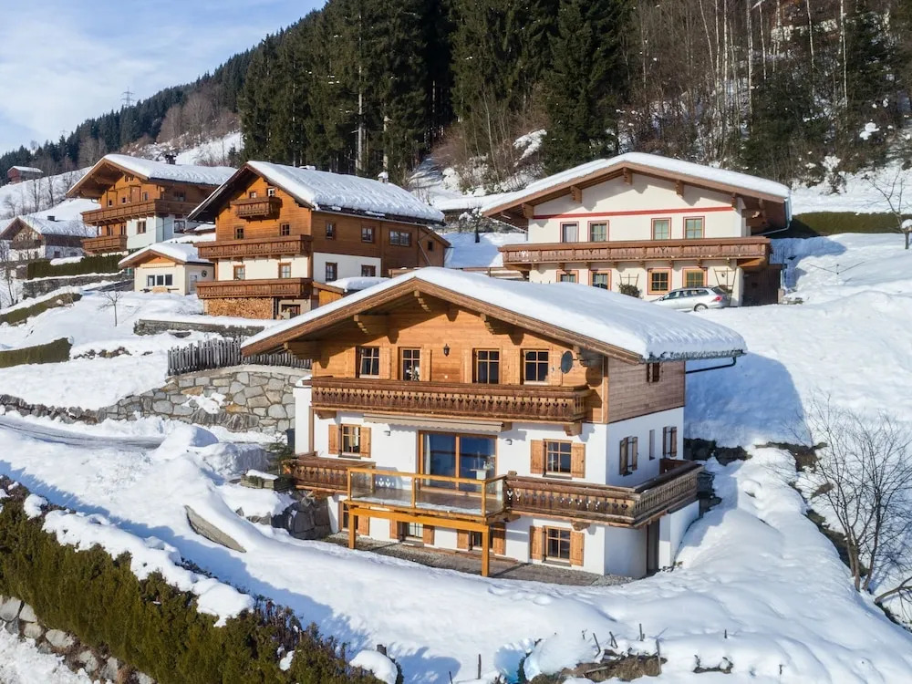 Wooden Chalet in Salzburg With Terrace