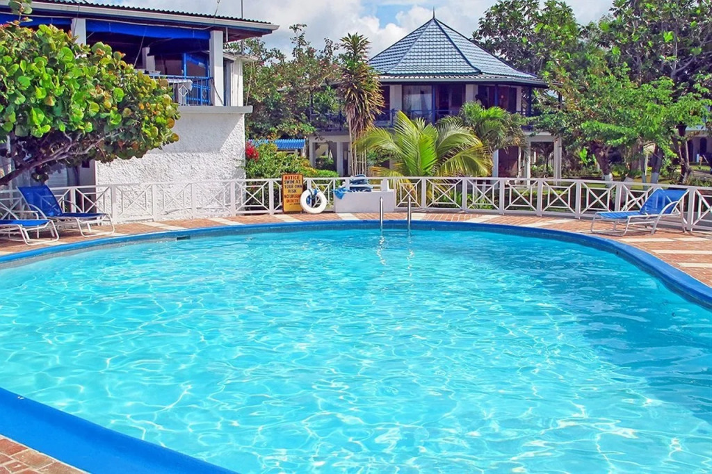 Negril Treehouse Resort