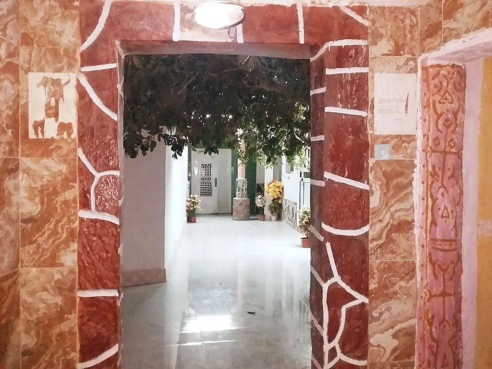 Hotel Raha