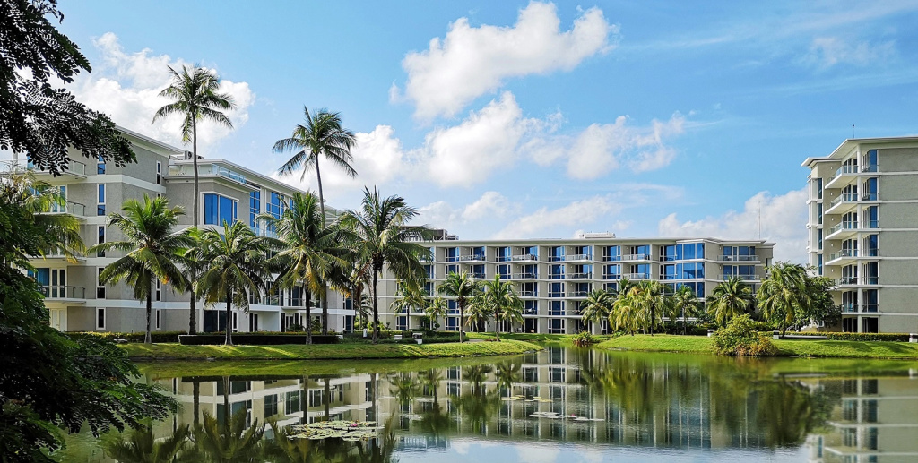 Splash Beach Resort Phuket, Family-Friendly Beachfront Resort