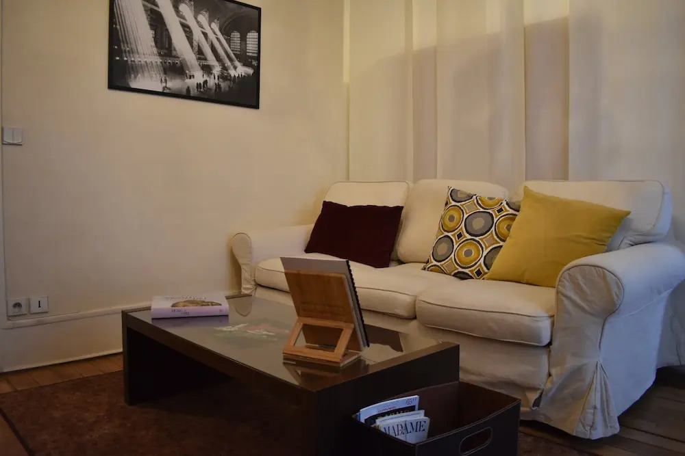 1 Bedroom Apartment In 16Th Arrondissement