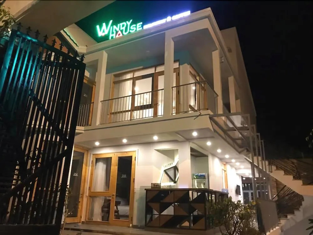 Vindy House