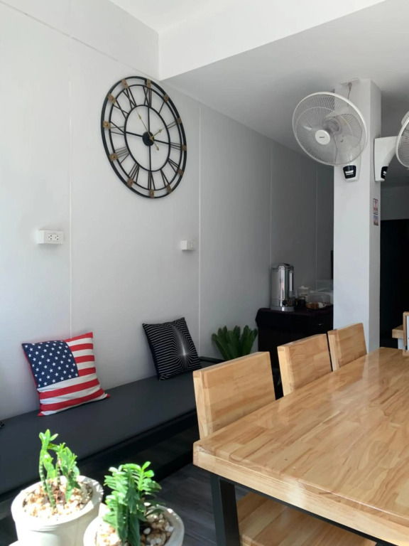 Youniverse Homestay