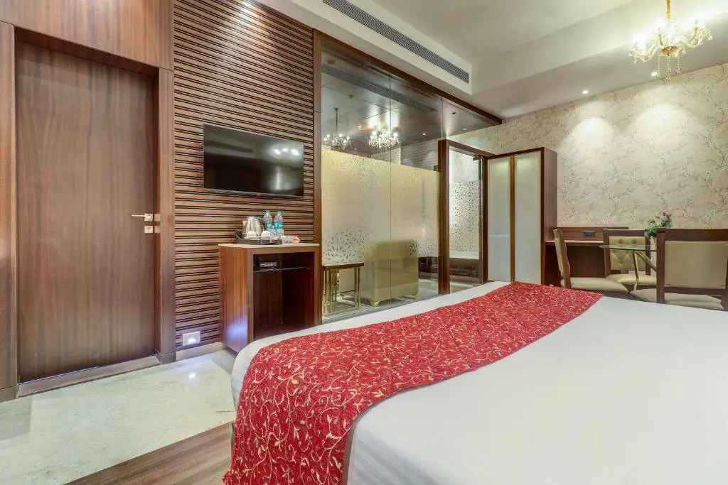 Hotel Gurudev Grand