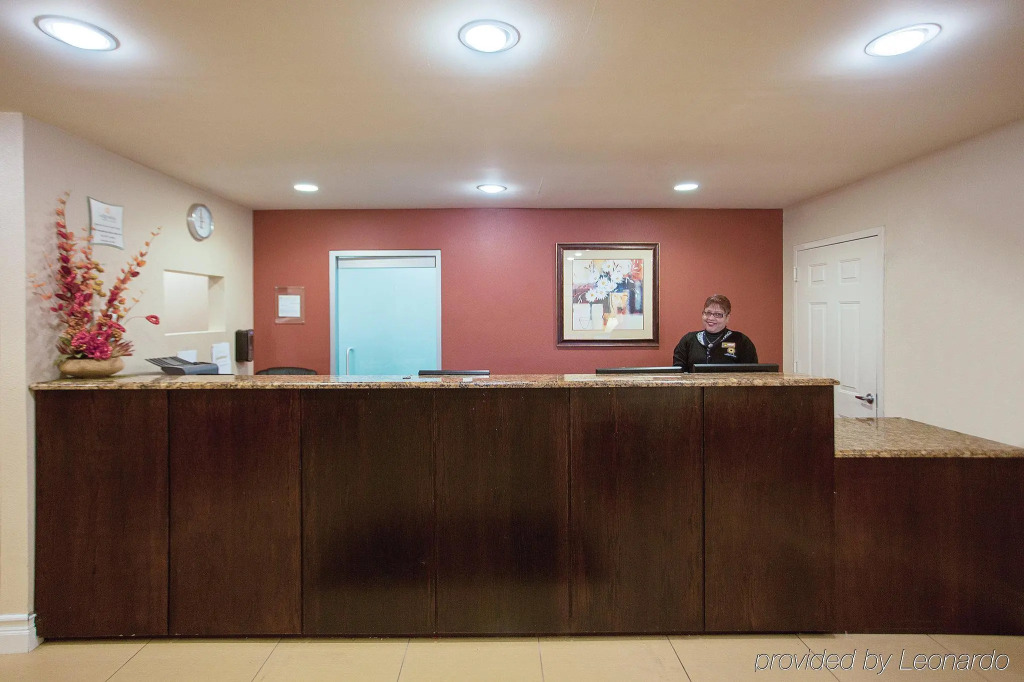 JFK View Inn  Suites