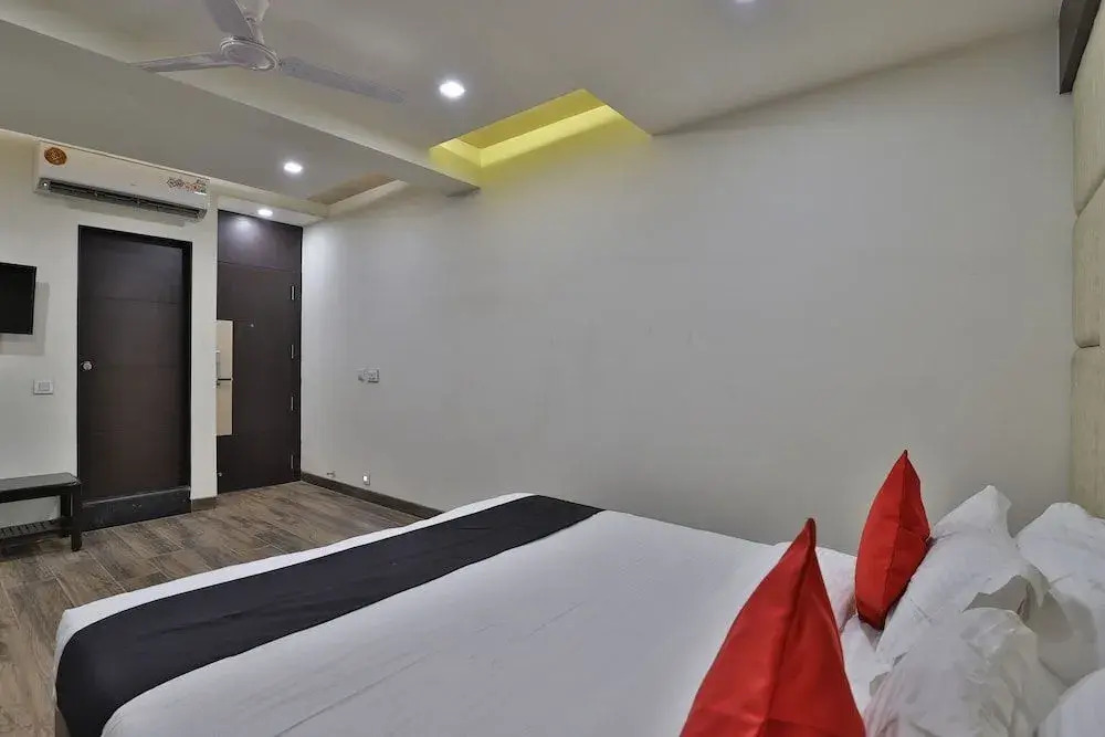 Hiriz Hotel By OYO Rooms