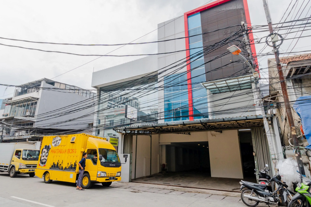 Urbanview Hotel Casa Kota Mangga Besar