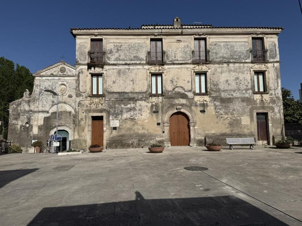 Kalos Paestum Hotel