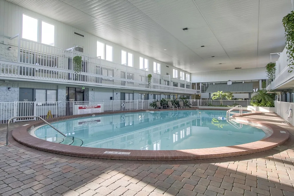 Club Destin Condos