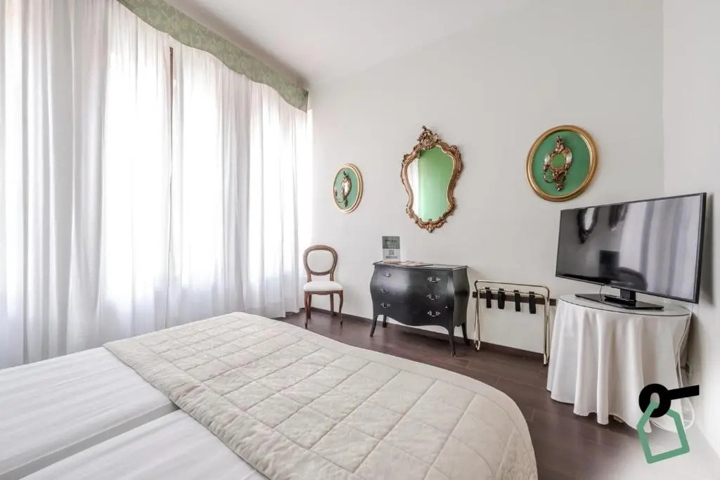 HOTIDAY Room Collection - Venezia Santa Lucia