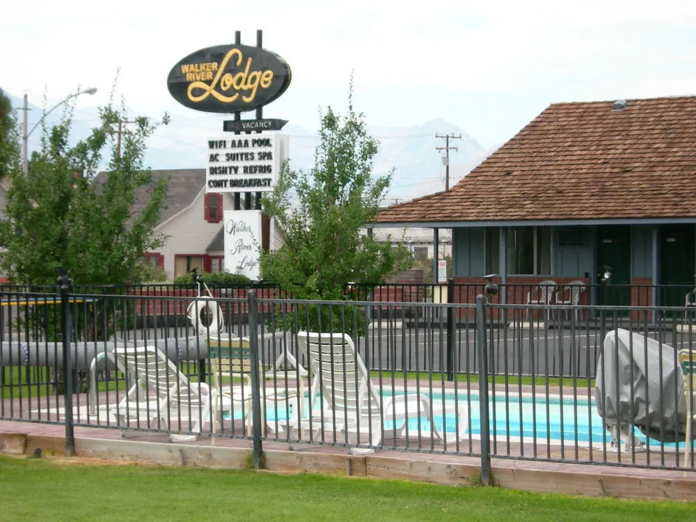 Walker River Lodge