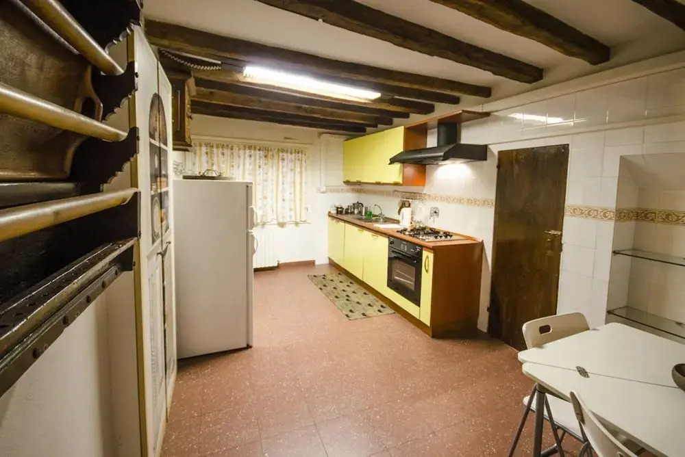 Garisenda Lodge