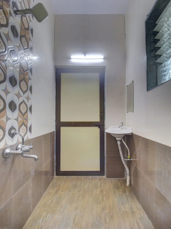 Oyo 37860 Hotel Batra