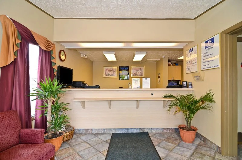 Americas Best Value Inn & Suites - Canton/detroit