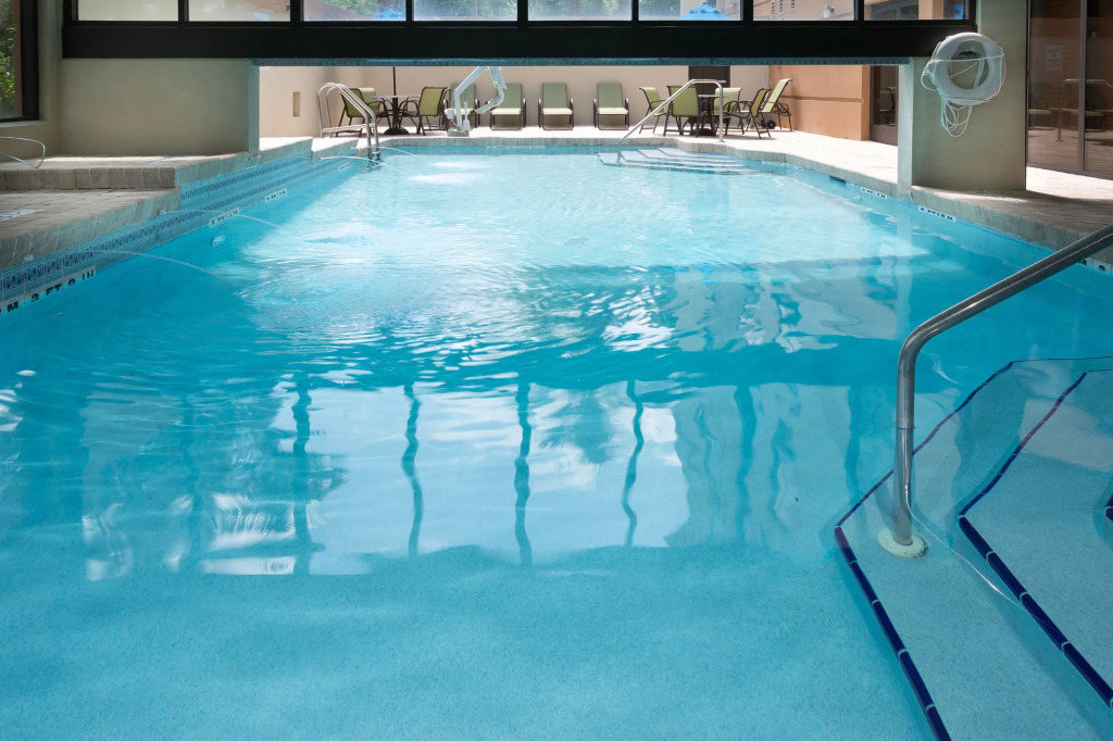 Holiday Inn Express & Suites Jacksonville Airport by IHG
