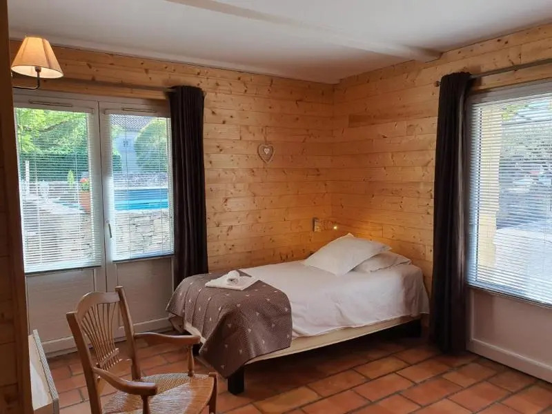 Logis Hotel L'Escarbille
