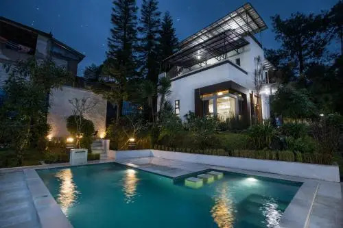 Villa Fiore Puncak