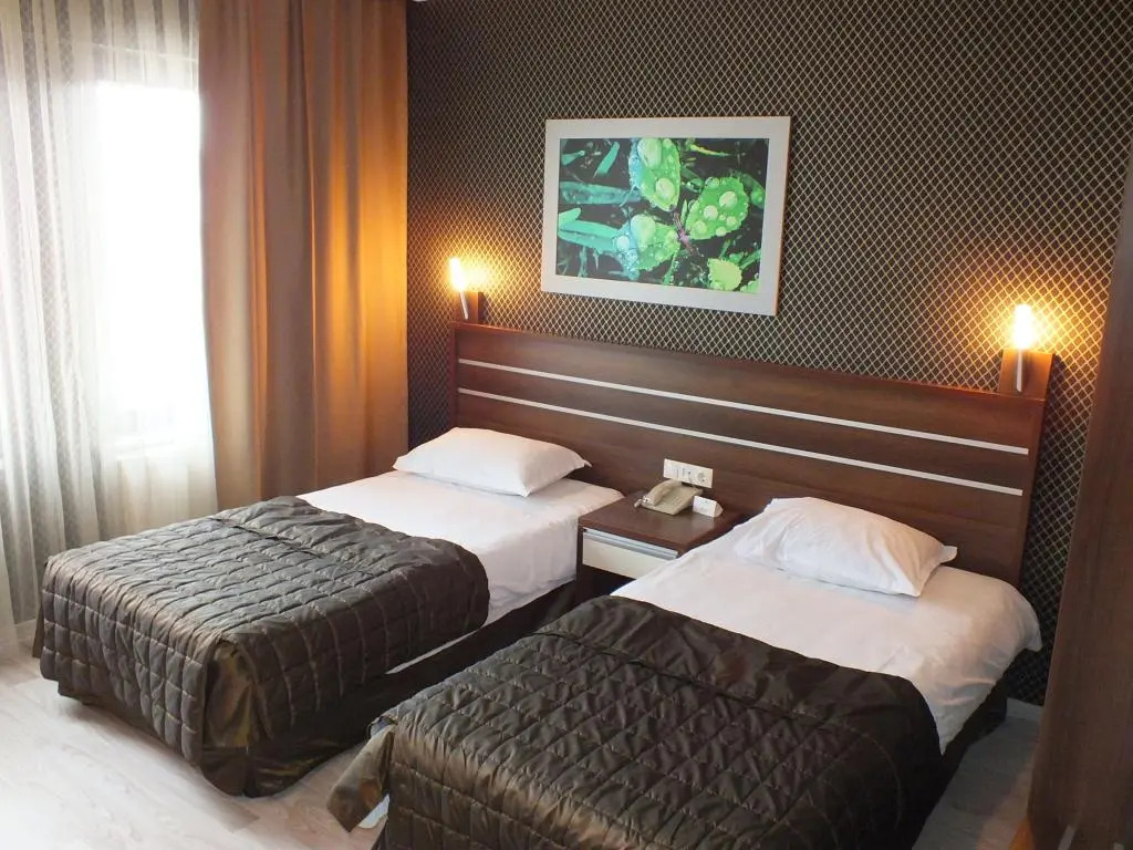 Lifos Hotel