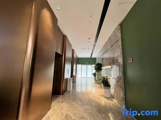 Maojian Holiday Hotel